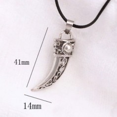 Unique Stainless Steel Men Domineering Wolf Tooth Shape Pendant Necklace Jewelry