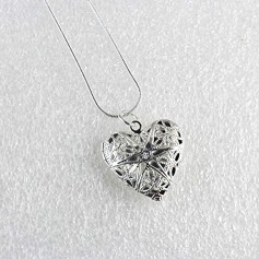 Charming Hollow Heart Locket Pendant Sterling Silver Plated Necklace Jewelry